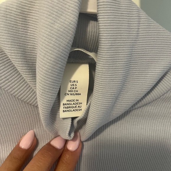 H&M Ribbed Bodysuit - Picture 3 of 3